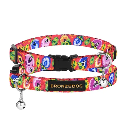 Нашийник для кішок BronzeDog Urban Folk нейлоновий з пластиковою пряжкою та дзвіночком кораловий XS