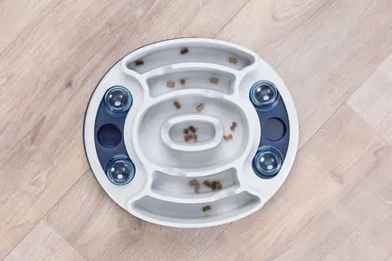 Іграшка Trixie Dog Activity Slide & Feed для собак і котів, інтерактивна розвиваюча, 30х27 см (пластик): додаткове фото 3