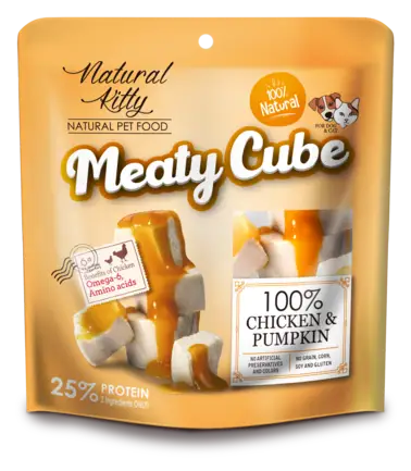 Natural Kitty Meaty Cube 100% Chicken & Pumpkin Ласощі для котів та собак у вигляді кубиків, курка в гарбузовому соусі 60г
