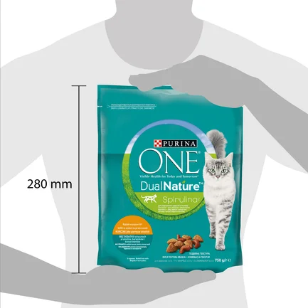 Сухий корм PURINA ONE Adult Dual Nature Spirulina для дорослих котів з куркою 750 г: додаткове фото 3