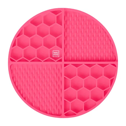 Килимок для злизування і повільного харчування WAUDOG Silicone, 211х211х30 мм, рожевий: додаткове фото 3