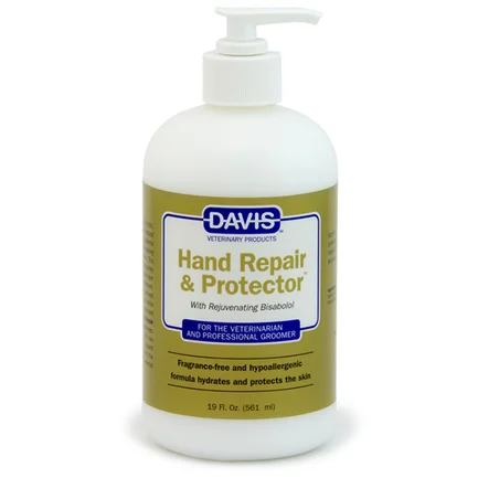 Davis Hand Repair & Protector ДЕВІС ВІДНОВЛЕННЯ ТА ЗАХИСТ крем для рук з бісабололом для грумерів та ветеринарів 0,561 л