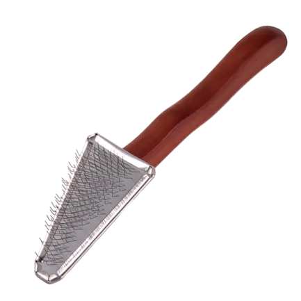 Пуходерка Dezynadog Soft Triangle Slicker Brush трикутна пласка для місць навколо очей лап і морди для цуценят та малих порід
