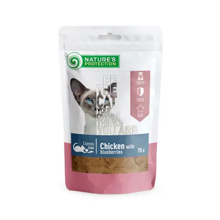 Ласощі для котів, снеки з курки з журавлиною, Nature's Protection, Snacks For Cats, With chicken and blueberries 75г