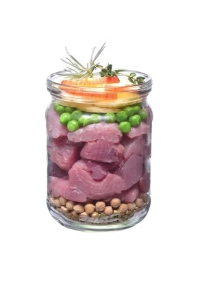 Консервований корм Brit Fresh Turkey/Peas для собак, з індичкою та горошком, 400 г — Фото 1