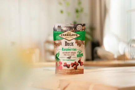 Ласощі Carnilove Cat Crunchy Snack для котів, качка та малина, 50 г: додаткове фото 5