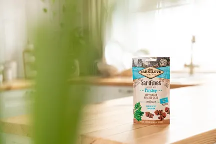 Ласощі Carnilove Cat Semi Moist Snack для котів, сардина та петрушка, 50 г: додаткове фото 5