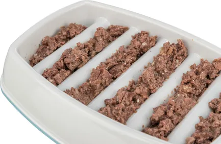 Миска Trixie Повільне годування для котів, 21х14 см, 250 мл (сіра): додаткове фото 4